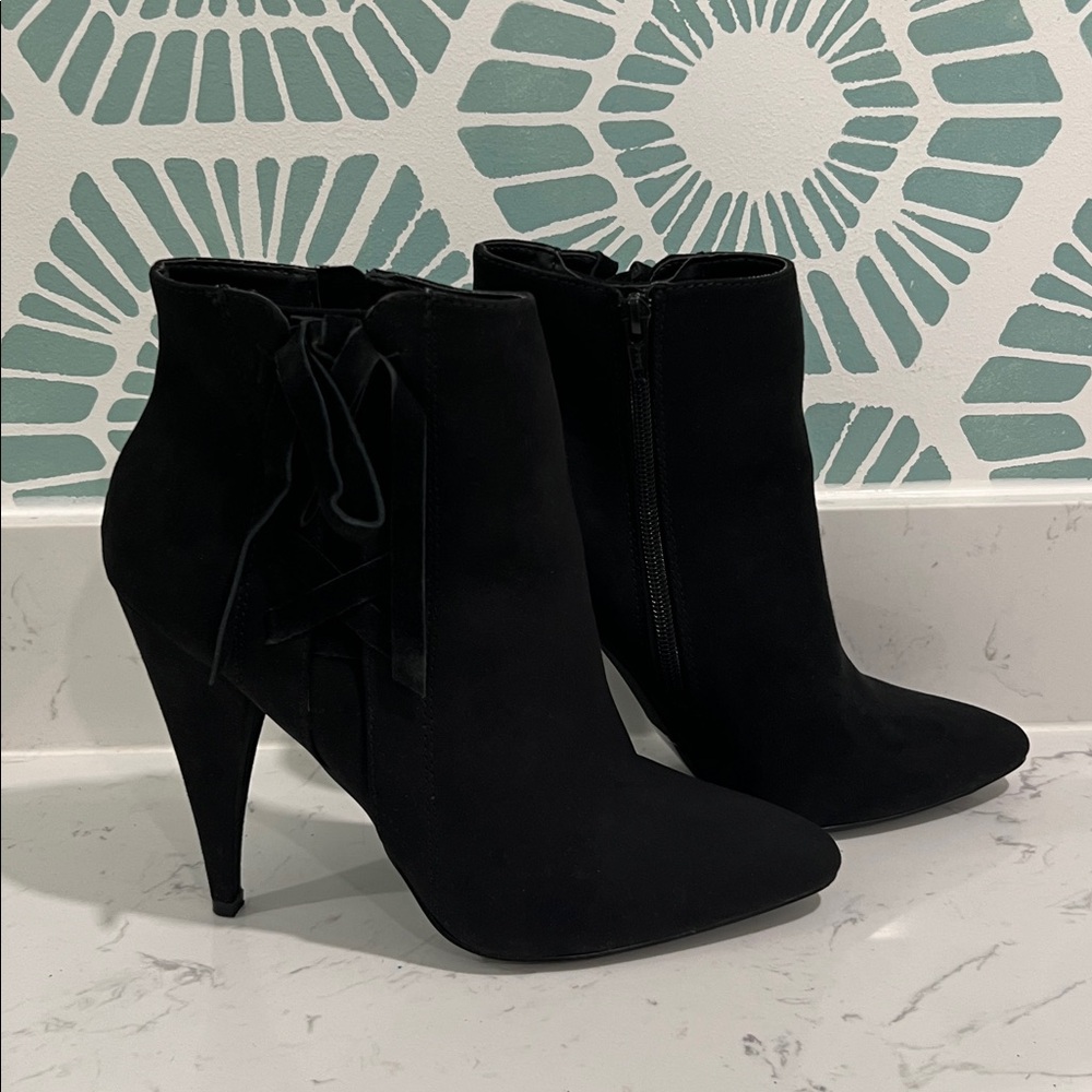 Express Black Faux-Suede Ankle Booties with Side Bow